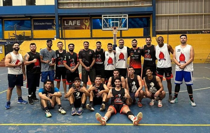Vultures anuncia desistência, e Goiano de Basquete terá apenas duas equipes Vultures anuncia desistência, e Goiano de Basquete terá apenas duas equipes