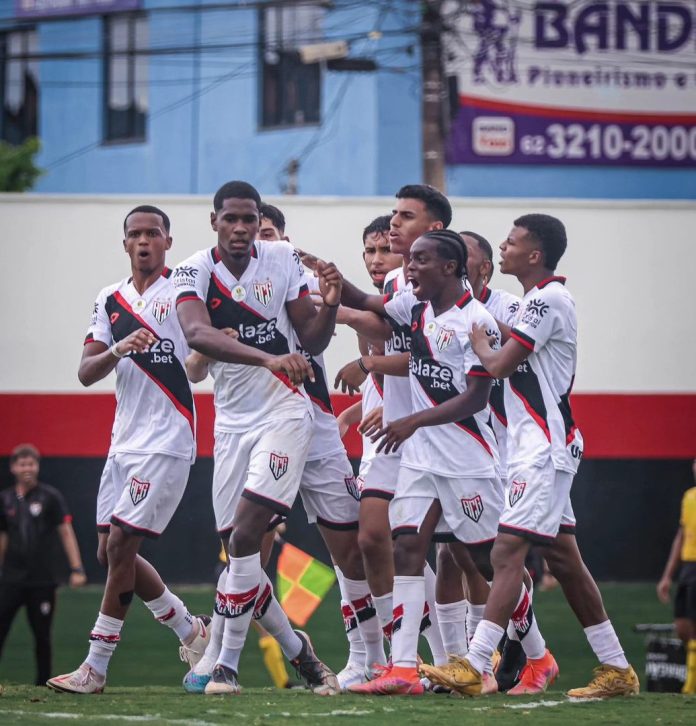 Times da capital largam na frente nas quartas da Copa Goiás Sub-20; 2ª Divisão define final Times da capital largam na frente nas quartas da Copa Goiás Sub-20; 2ª Divisão define final