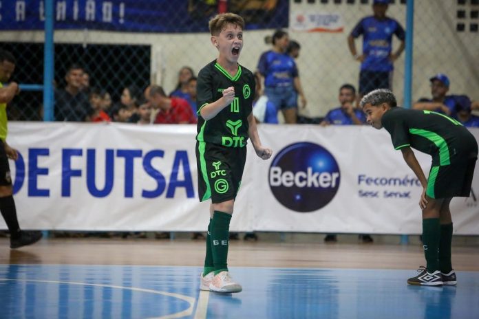 Goiás goleia cearenses e fará final inédita na Taça Brasil de Futsal Goiás goleia cearenses e fará final inédita na Taça Brasil de Futsal