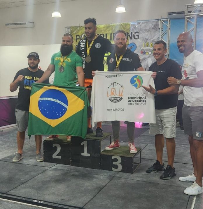 Vinícius Teixeira, goiano, fica em 2º lugar no Mundial de Powerlifting e quebra recordes Vinícius Teixeira, goiano, fica em 2º lugar no Mundial de Powerlifting e quebra recordes