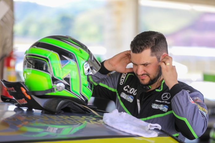 Piloto goiano José Neto busca finalizar AMG Cup com uma vitória em Interlagos Piloto goiano José Neto busca finalizar AMG Cup com uma vitória em Interlagos