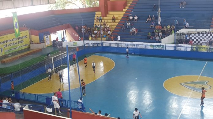 Ao vivo: Finais das categorias de base do Campeonato Goiano de Futsal Ao vivo: Finais das categorias de base do Campeonato Goiano de Futsal