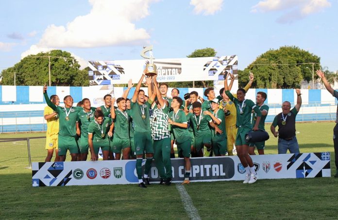 Goiás bate o Náutico nos pênaltis e é campeão da 1ª edição da Copa Capital Sub-17 Goiás bate o Náutico nos pênaltis e é campeão da 1ª edição da Copa Capital Sub-17