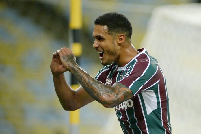 Cris Silva Fluminense Foto Fluminense