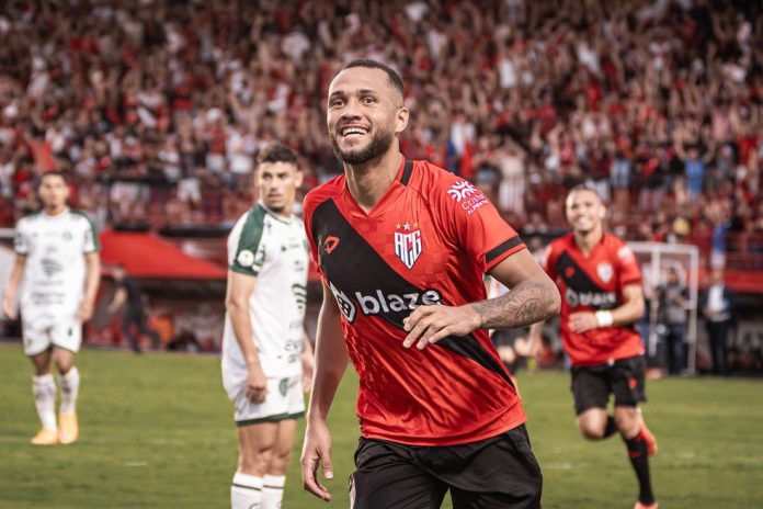Gustavo Coutinho - Atlético Foto Ingryd Oliveira