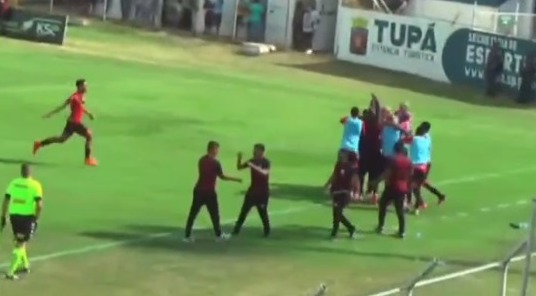Com gol de goleiro, Atlético-GO vence Operário-PR na estreia da Copa São Paulo Com gol de goleiro, Atlético-GO vence Operário-PR na estreia da Copa São Paulo