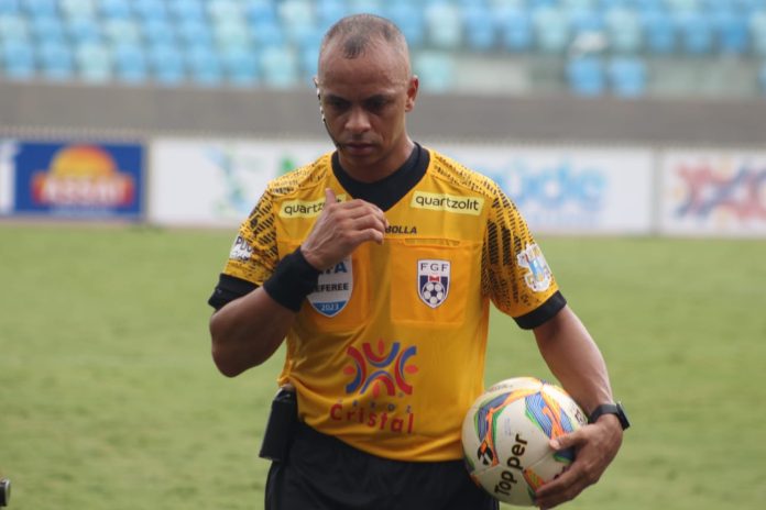 FGF define escala de arbitragem