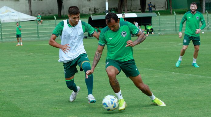 Reservas do Goiás vencem jogo-treino contra o sub-20, que se prepara para Goiano de base Reservas do Goiás vencem jogo-treino contra o sub-20, que se prepara para Goiano de base