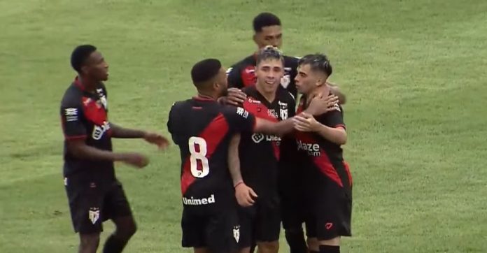 Emiliano Rodriguez Comemora gol foto reprodução TBC