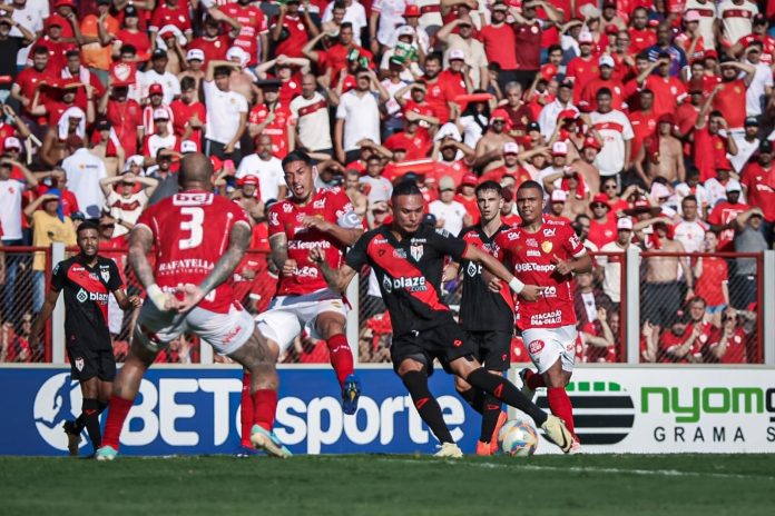 Luiz Fernando Vila Nova x Atlético-GO Ingryd Oliveira