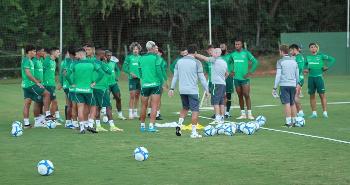 Elenco Goiás Abril 2024 novo reforços
