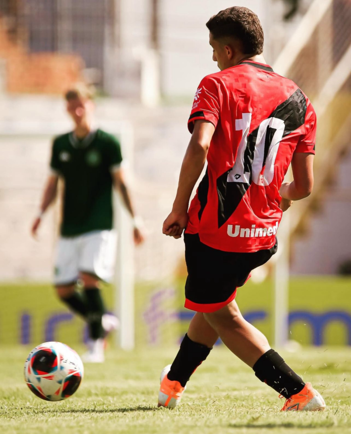 Gustavo Almeida meia ACG sub-20