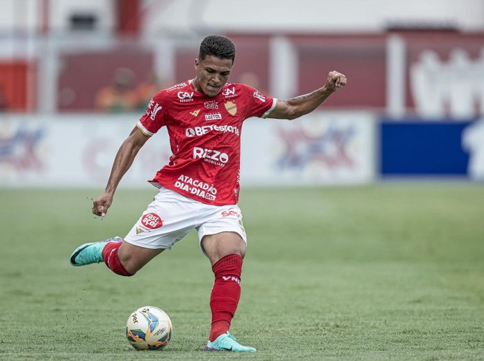 João Vitor no Vila Nova em 2024