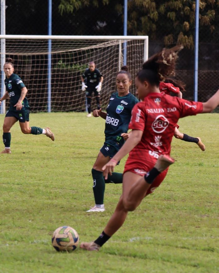 jogo-treino Vila Nova feminino x Minas Brasília