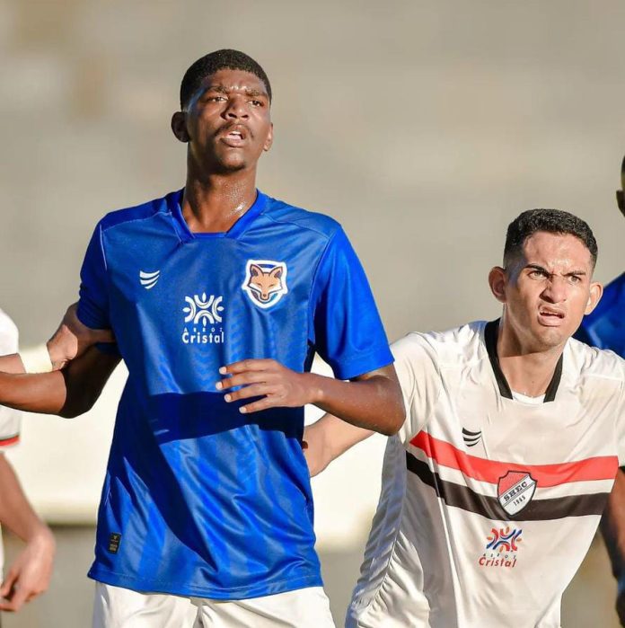 Pablo Babi pelo Grêmio Anápolis em 2024