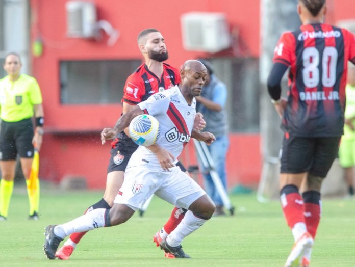 vagner love vitória x atlético-go
