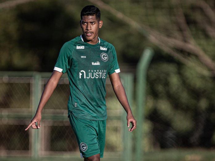 Luis Felipe (Mina), zagueiro da base do Goiás