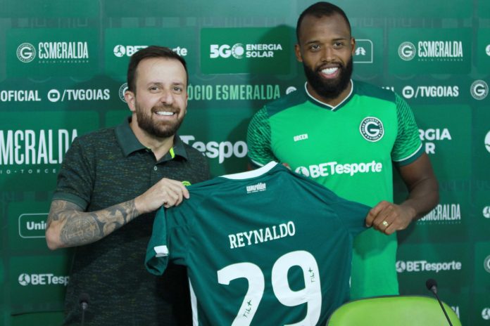 Reynaldo é reapresentado no Goiás em 2024