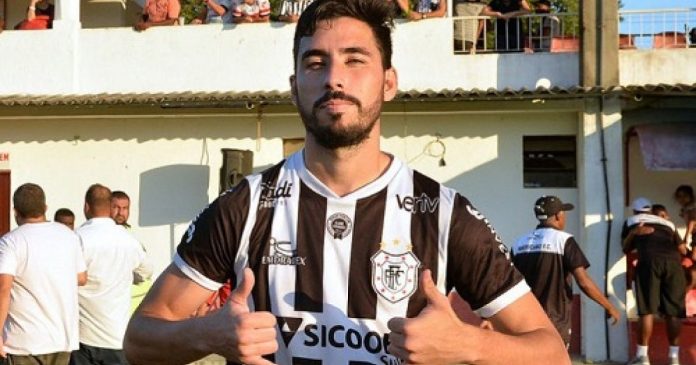 maikon aquino aparecidense
