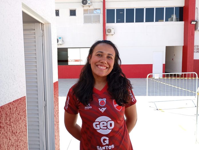 thayane oliveira vila nova