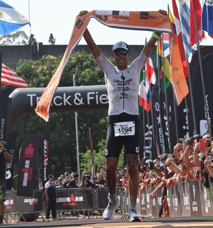 Santiago Ascenço vence a etapa do Ironman 2024 em São Paulo