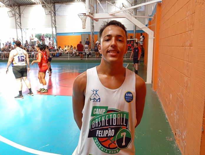 Guilherme Souza (18 anos), armador do Ballers sub-18 no CGB 3X3 e atleta da AEGB