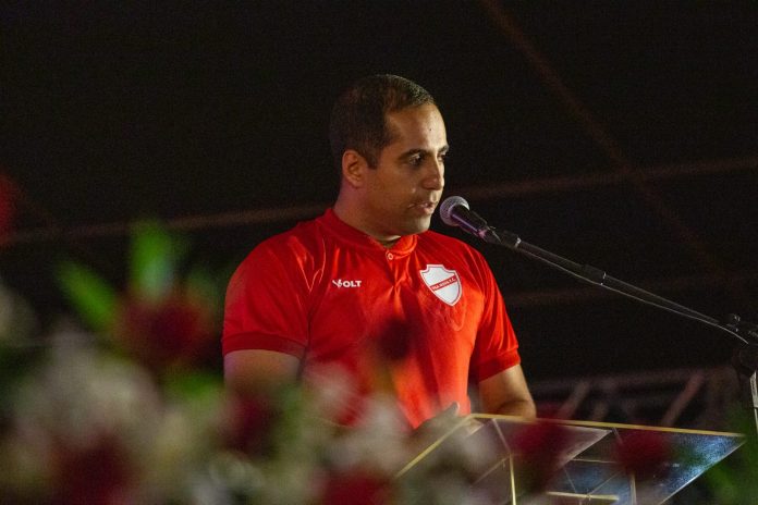 HUGO JORGE BRAVO PRESIDENTE VILA FOTO VILA FC