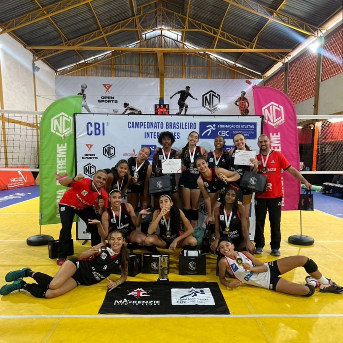 Mackenzie-MG é campeão do CBI sub-16 de vôlei feminino, em Goiânia
