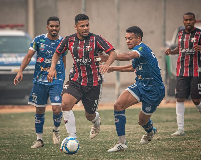 Kevyn, volante do Anápolis, é o primeiro reforço do Atlético-GO para 2025