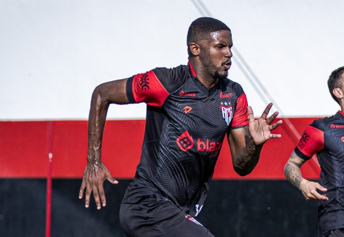 MARCÃO ZAGUEIRO ATLÉTICO-GO FOTO INGRYD OLIVEIRA