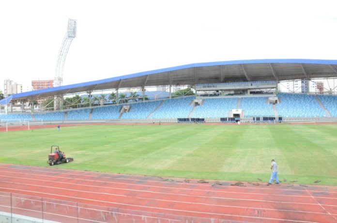 Estádio Olímpico Pedro Ludovico Teixeira, em Goiânia, passa por reformas no gramado para o Goianão 2025