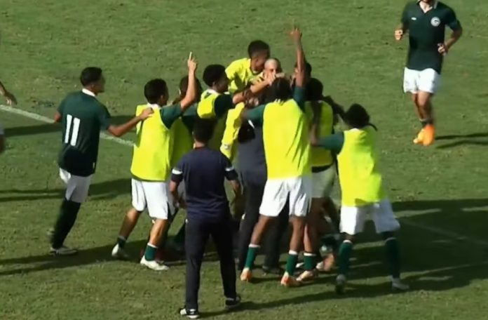 GOIÁS VENCE DE VIRADA MARCÍLIO DIAS