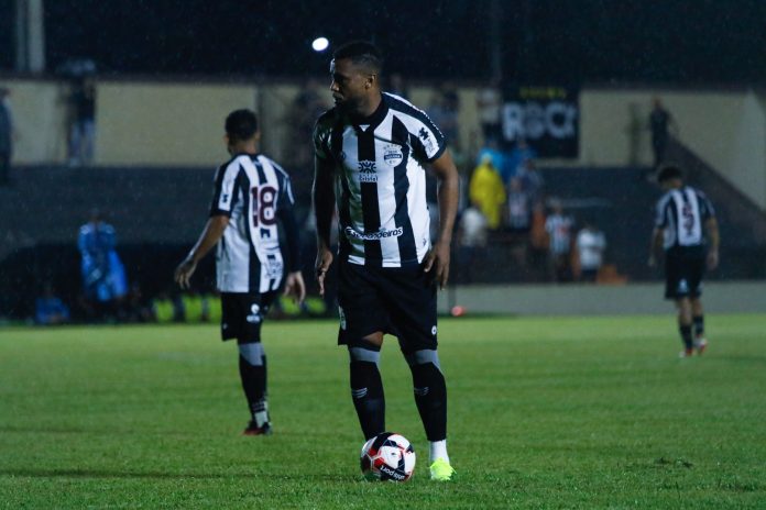 Rafael Vaz - Abecat 1 x 0 Goiânia Rafael Vaz- Abecat 1 x 0 Goiânia