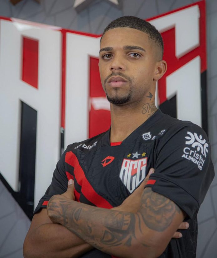 Robert, meia de 21 anos ex-Atlético MG, novo reforço do Atlético GO para 2025