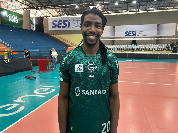 Rômulo Henrique, central do Saneago Goiás Vôlei