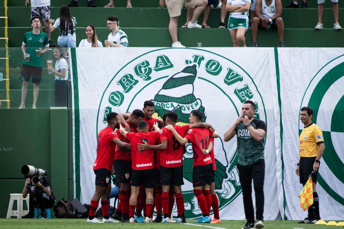 comemoração atlético go na Serrinha - foto Isabela Azine EG