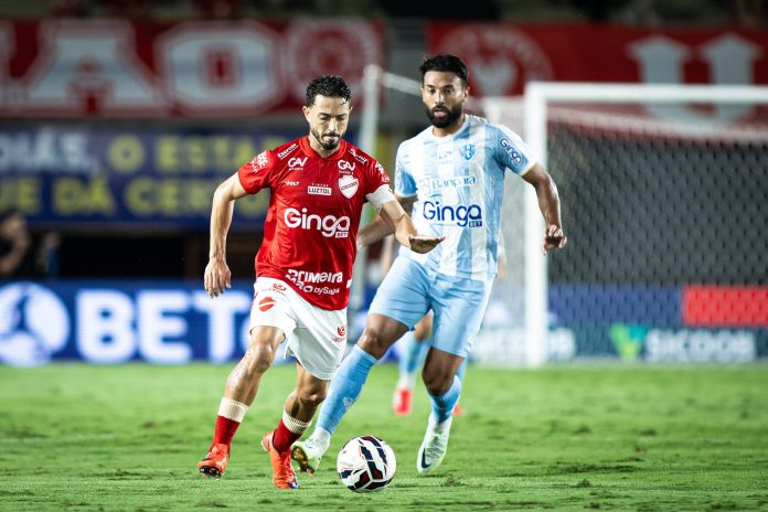 Jean Mota em Vila Nova x Paysandu - 2ª rodada da Série B 2025