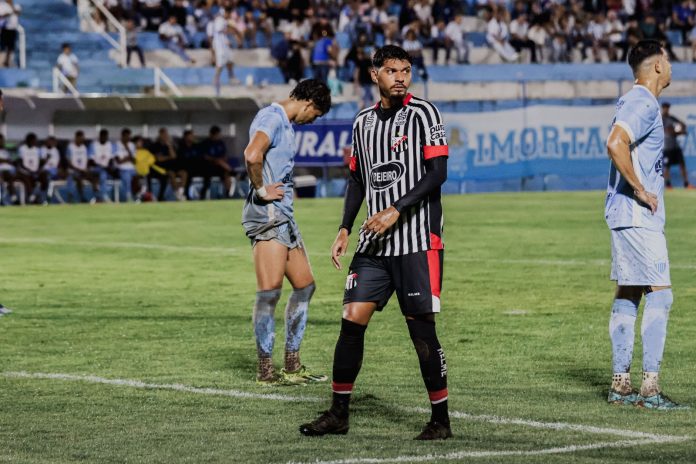 Igor Cássio, atacante artilheiro do Goianão 2025 pelo Anápolis