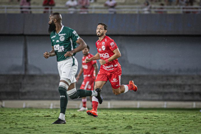 Jean Mota em Vila Nova 0x0 Goiás - volta das semifinais do Goianão 2025