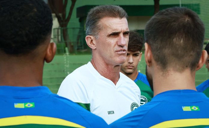 MANCINI TÉCNICO GOIÁS FOTO ROSIRON RODRIGUES