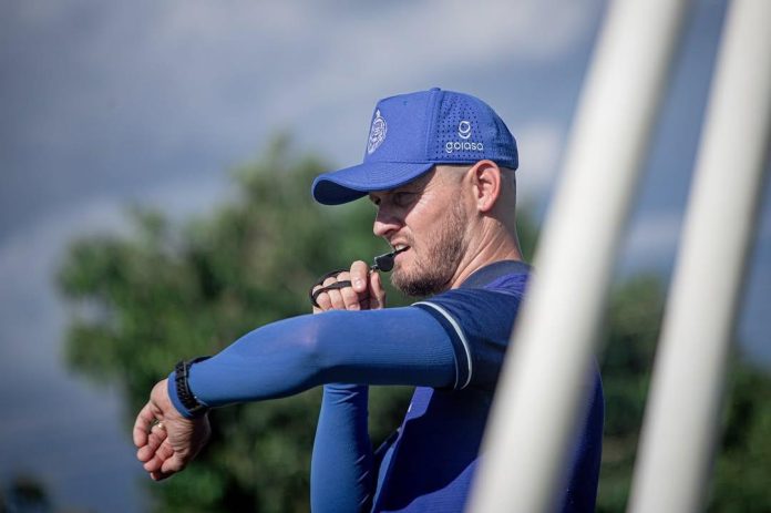 Augusto Fassina, técnico do Goiatuba em 2025
