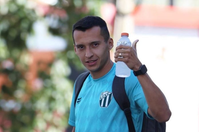 Design sem nome (10) volante giovani, jogador do esporte clube rio verde
