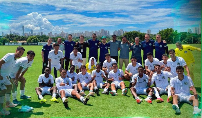ELENCO GOIÁS SUB-20 FOTO GOIÁS