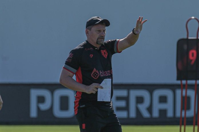 FÁBIO MATIAS ATLÉTICO GO FOTO BRUNO CORSINO ACGF