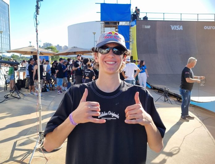 GUI KHURRY CAMPEÃO MASCULINO VERT BATLLE GOIANIA