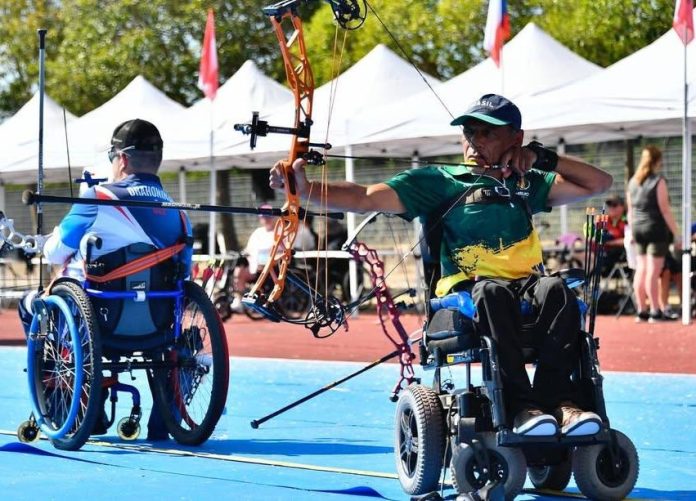 Helcio Perillo leva dois bronzes na Copa Europeia de Tiro com Arco Paralímpico 2025