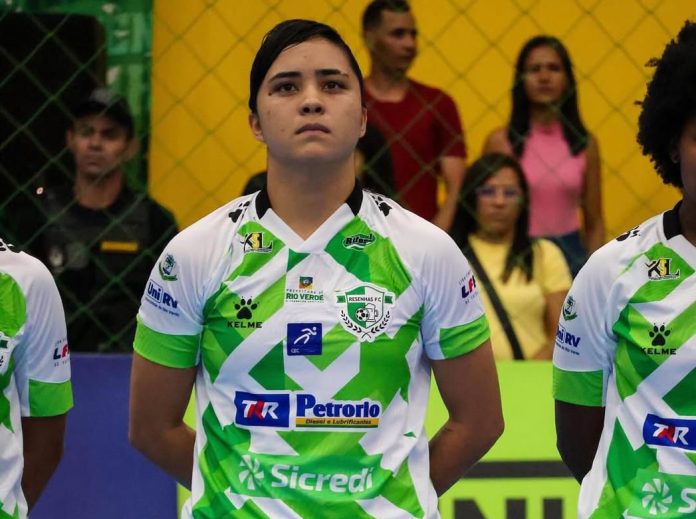 Isabela Alvares da Silva, atleta do Resenhas na LFF 2025