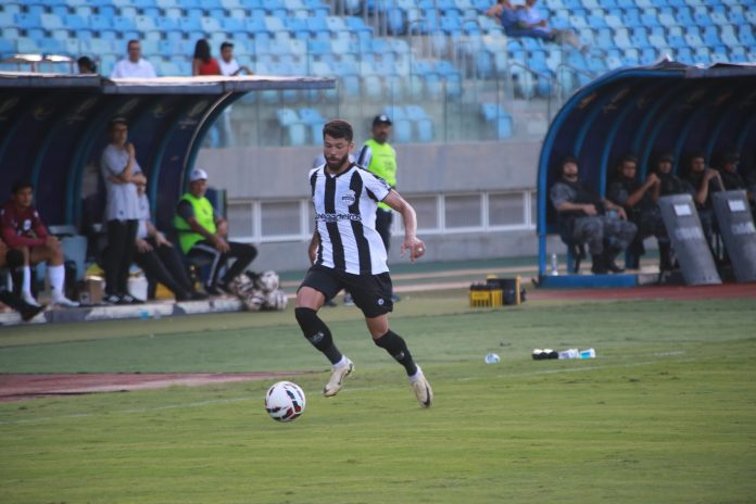 Jhonatan em Goiânia 2x0 Porto Velho-RO - 3ª rodada da Série D 2025