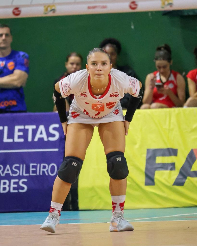 foto da atleta amanda ala