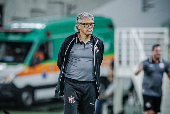 angelo luiz 1 FOTO DO TREINADOR DO ANÁPOLIS FUTEBOL CLUBE, ÂNGELO LUIZ